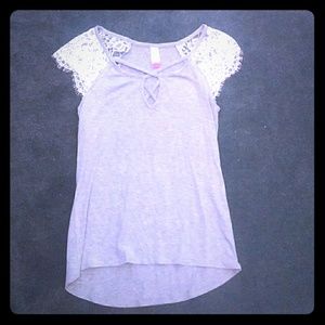 Grey, lace sleeved tunic.